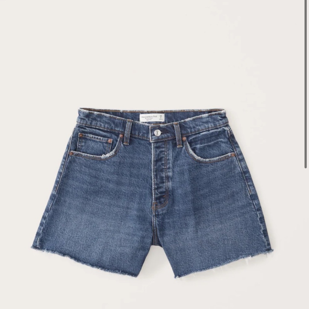 Abercrombie Curve Love Dad short